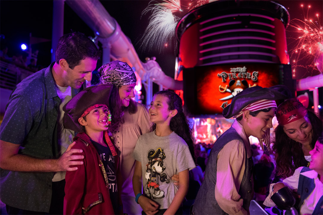  It’s easy for the whole family to enjoy themselves onboard <em>Disney Fantasy</em>.   