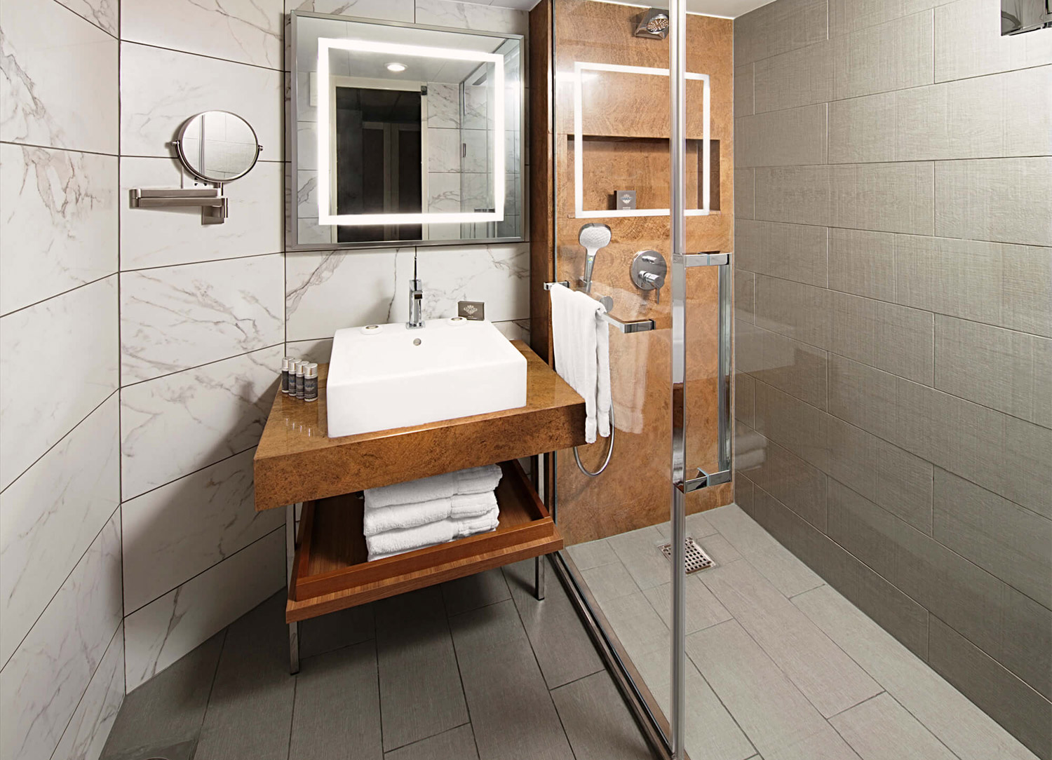 Club Continent Suite - Bathroom