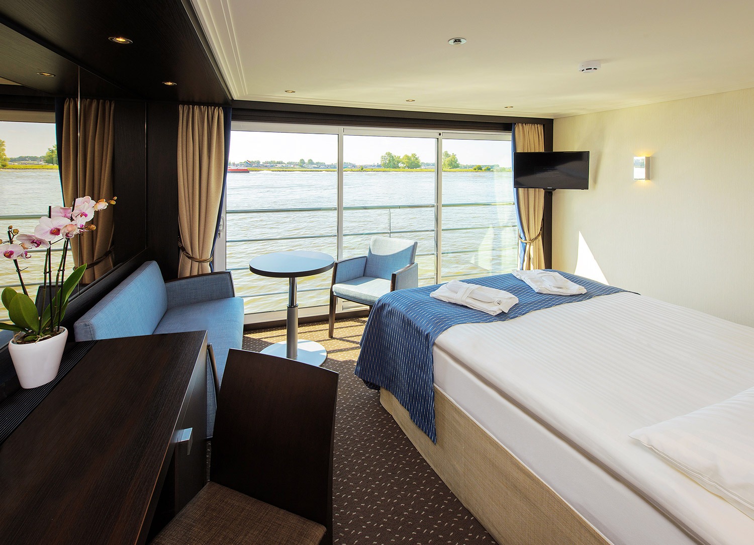 Panorama Suite - Bedroom