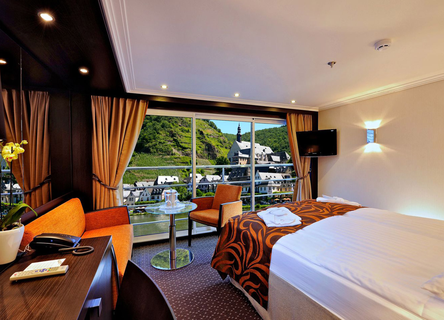 Panorama Suite - Bedroom