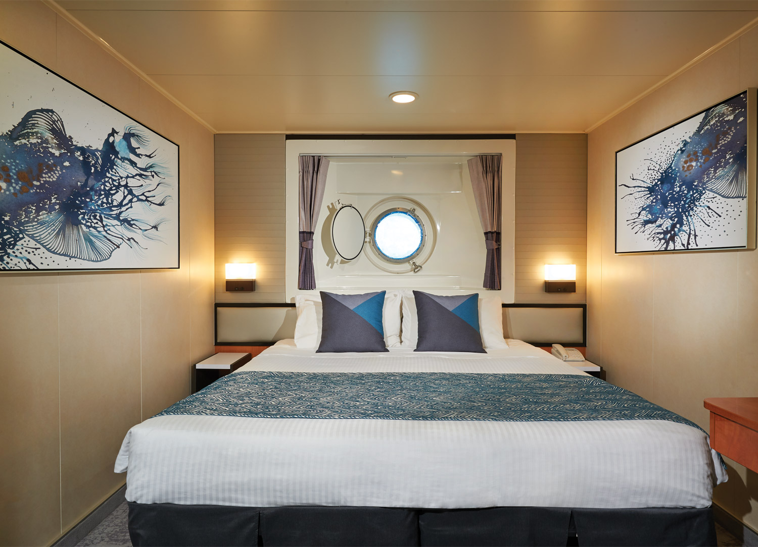 Solo Oceanview - Bedroom