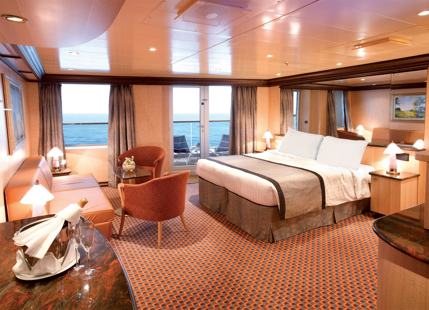 Panorama Suite with Oceanview Balcony - Bedroom