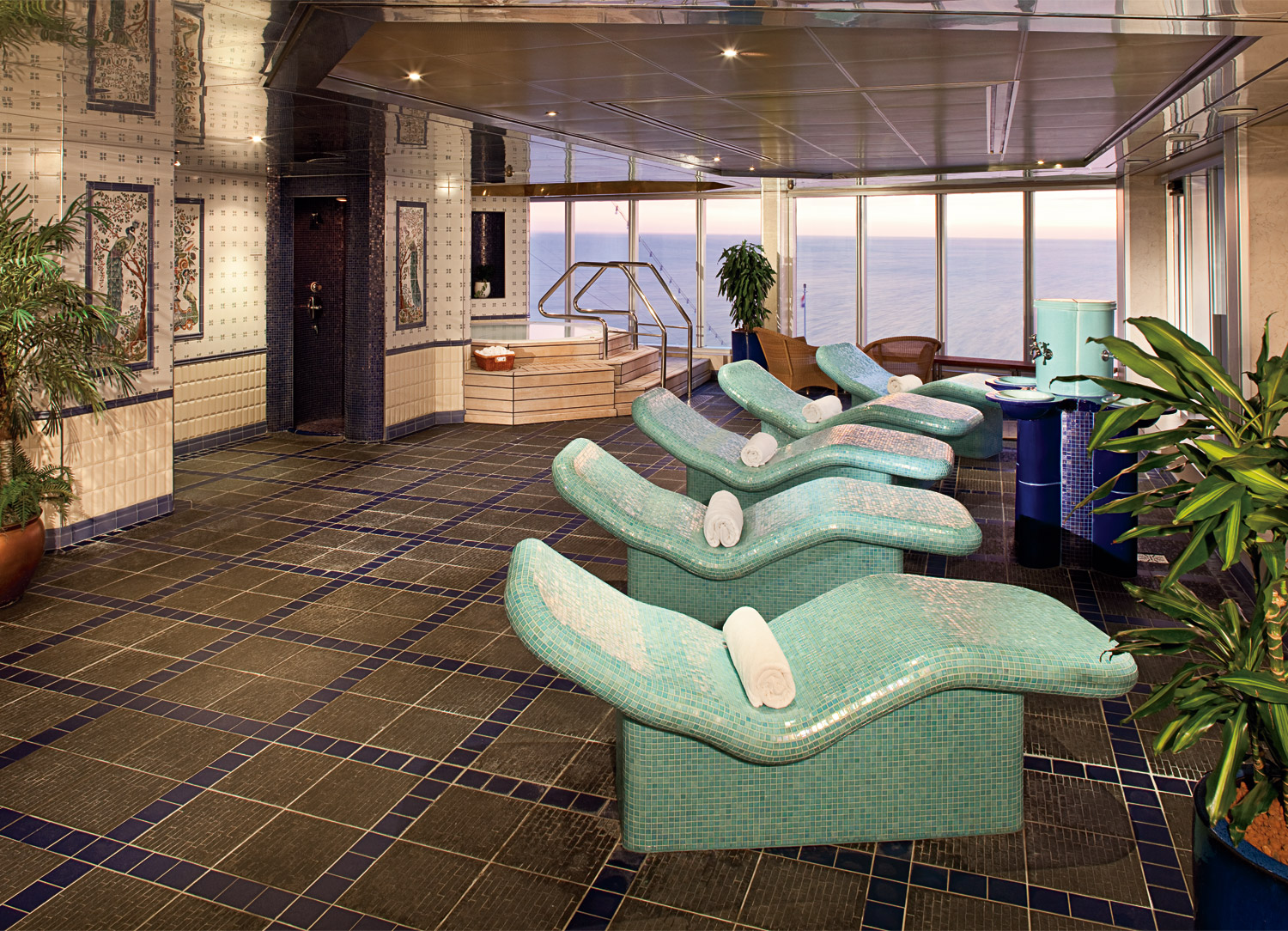  Pamper yourself in the relaxing spa onboard <em>ms Rotterdam</em>.  