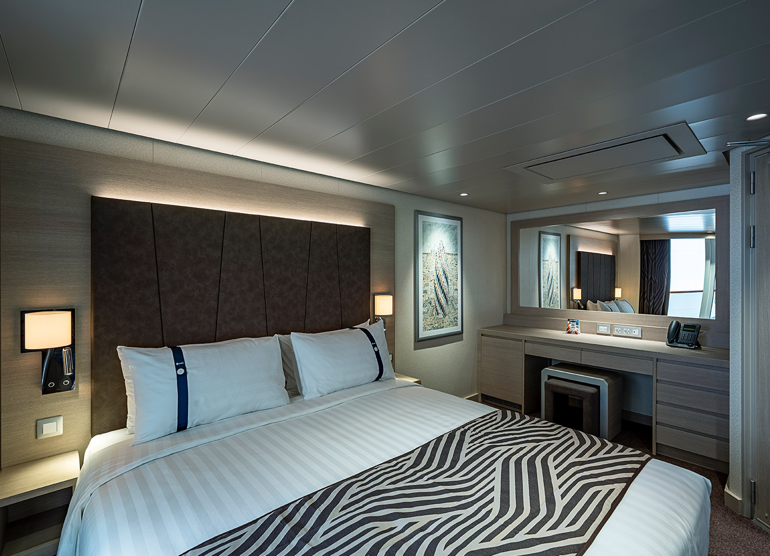 Premium Suite Aurea With Promenade & Ocean View - Bedroom
