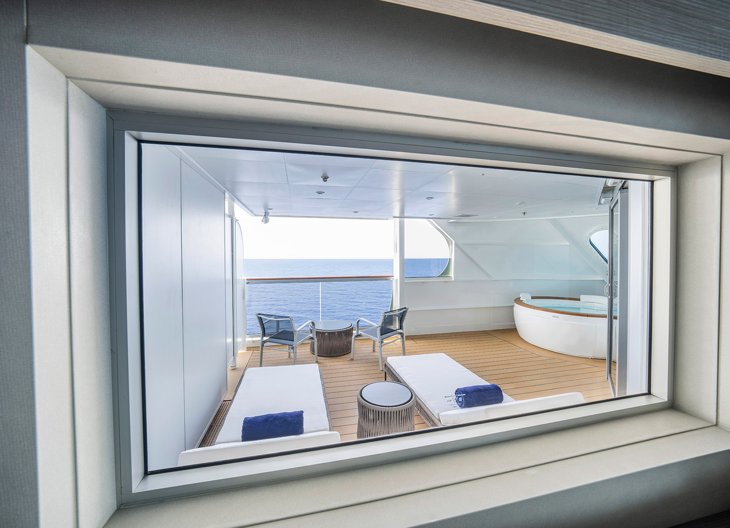 MSC Yacht Club Owner's Suite - Whirlpool Bath