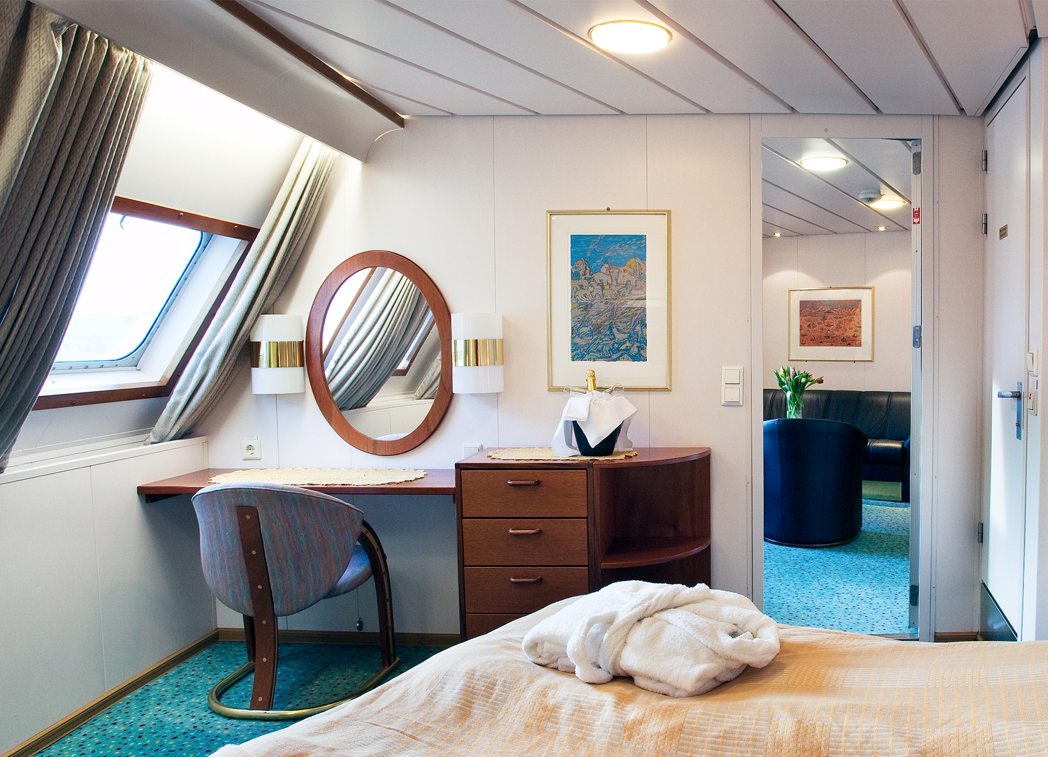Grand Suite stateroom on MS Nordlys