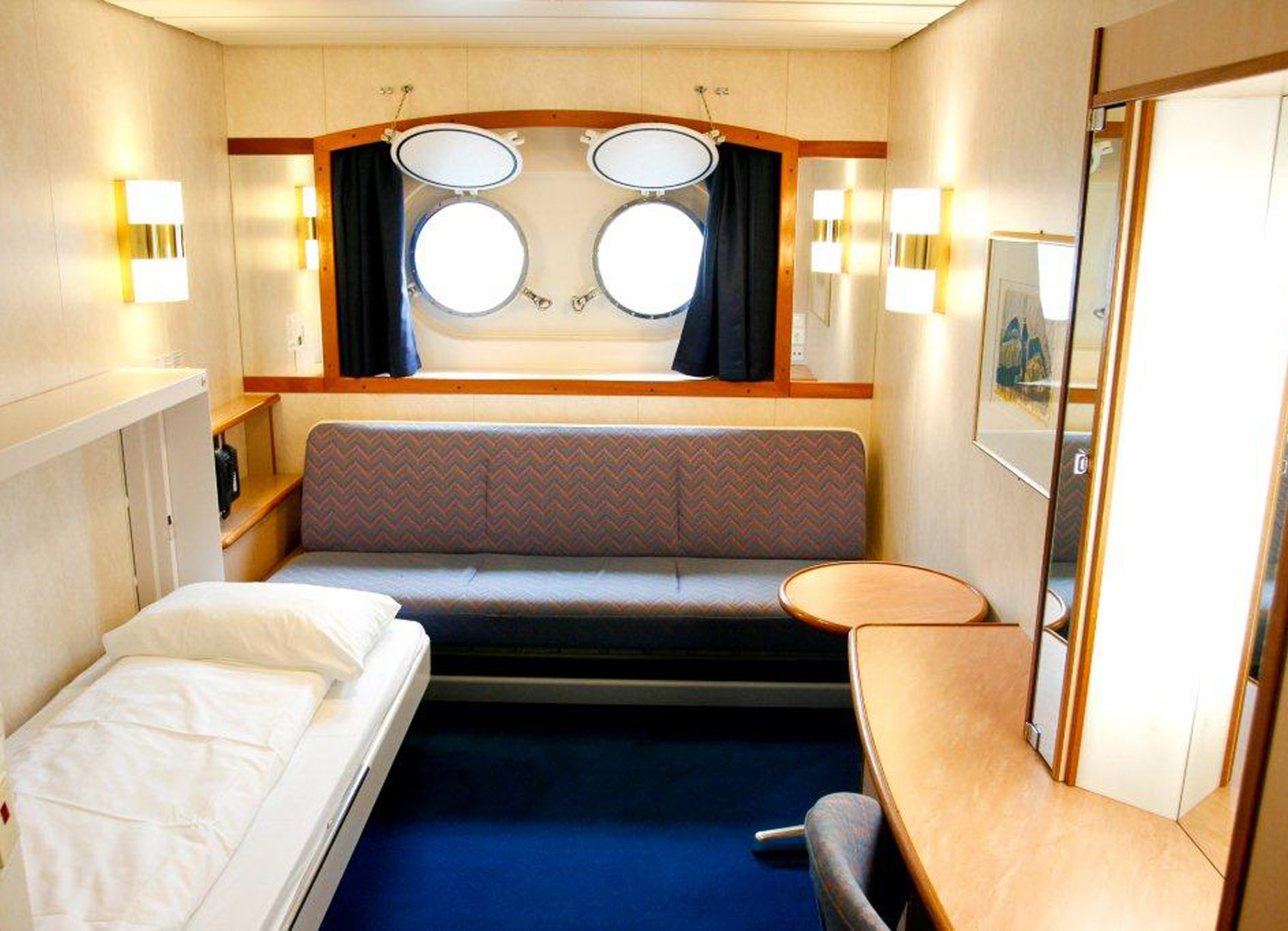 Lower Decks for Two Travelers (Limited View) stateroom on MS Nordlys