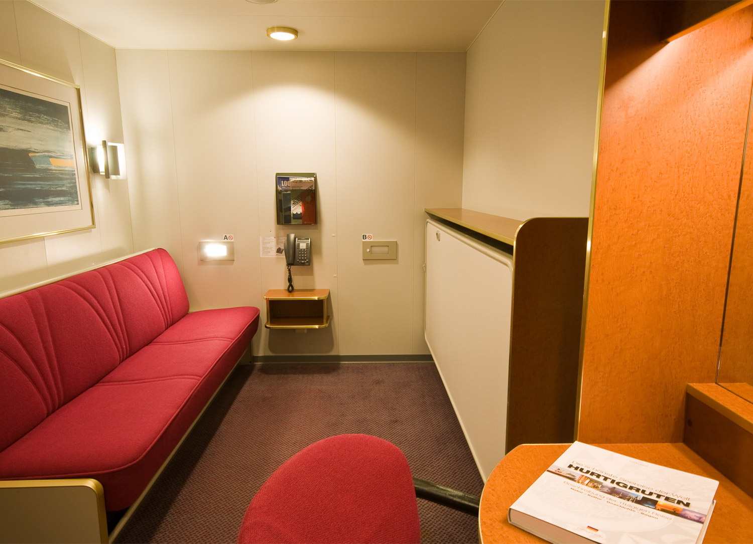Upper Deck for Three Travelers stateroom on MS Nordnorge