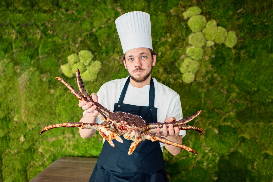  When dining at specialty venue Kysten Fine Dining, you can pick out your own king crab. 