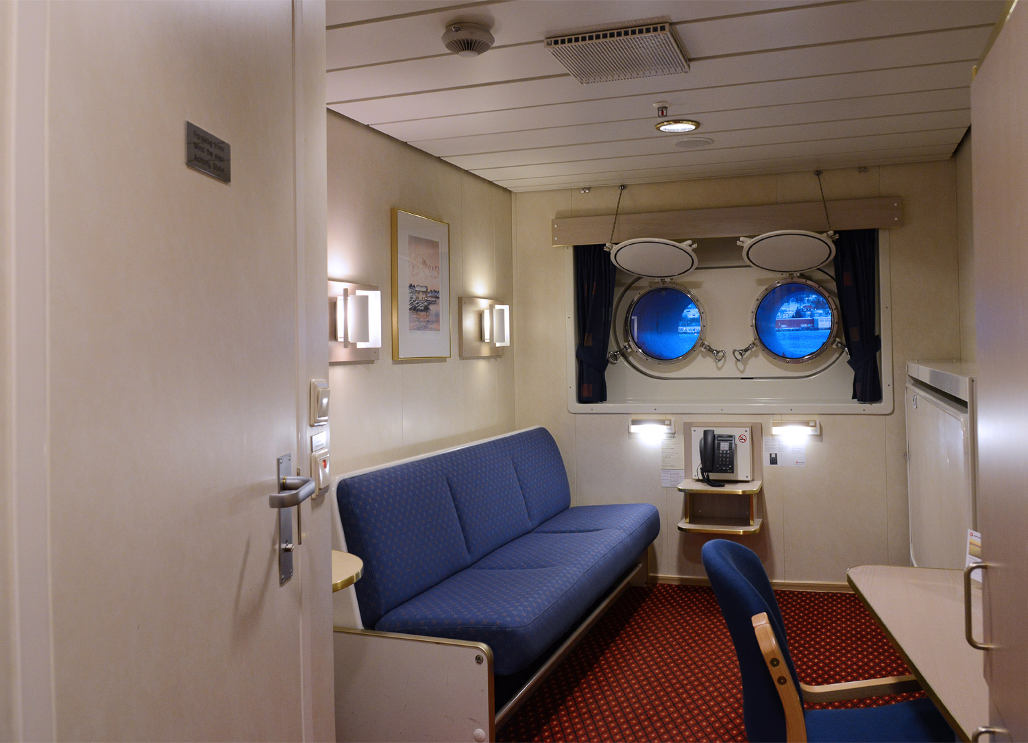 Lower Decks for Two Travelers (Limited View) stateroom on MS Richard With