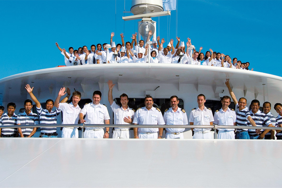  CroisiEurope’s friendly staff and crew are happy to serve you! 