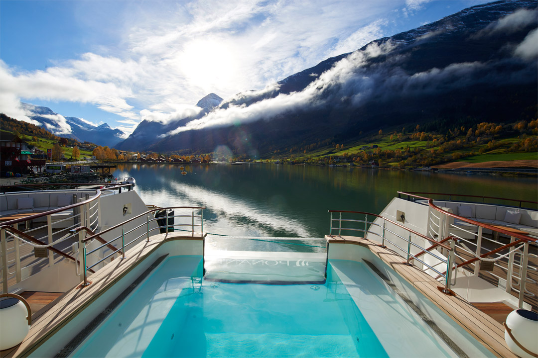  The Infinity Pool onboard <em>Le Champlain</em> will bring you right to the ocean’s edge.  