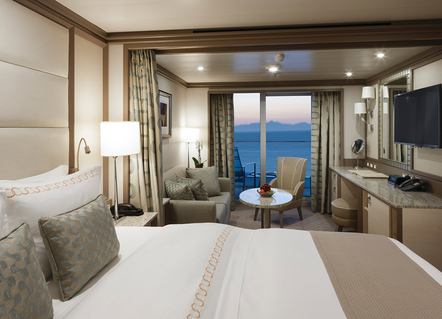 Superior Veranda Suite - Bedroom