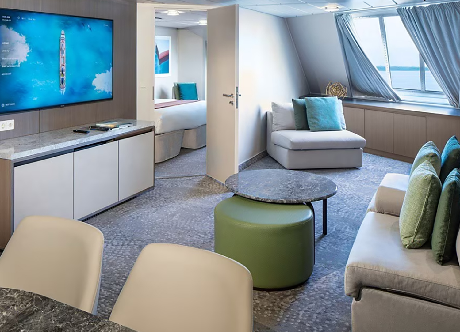 Horizon Suite - Living Room