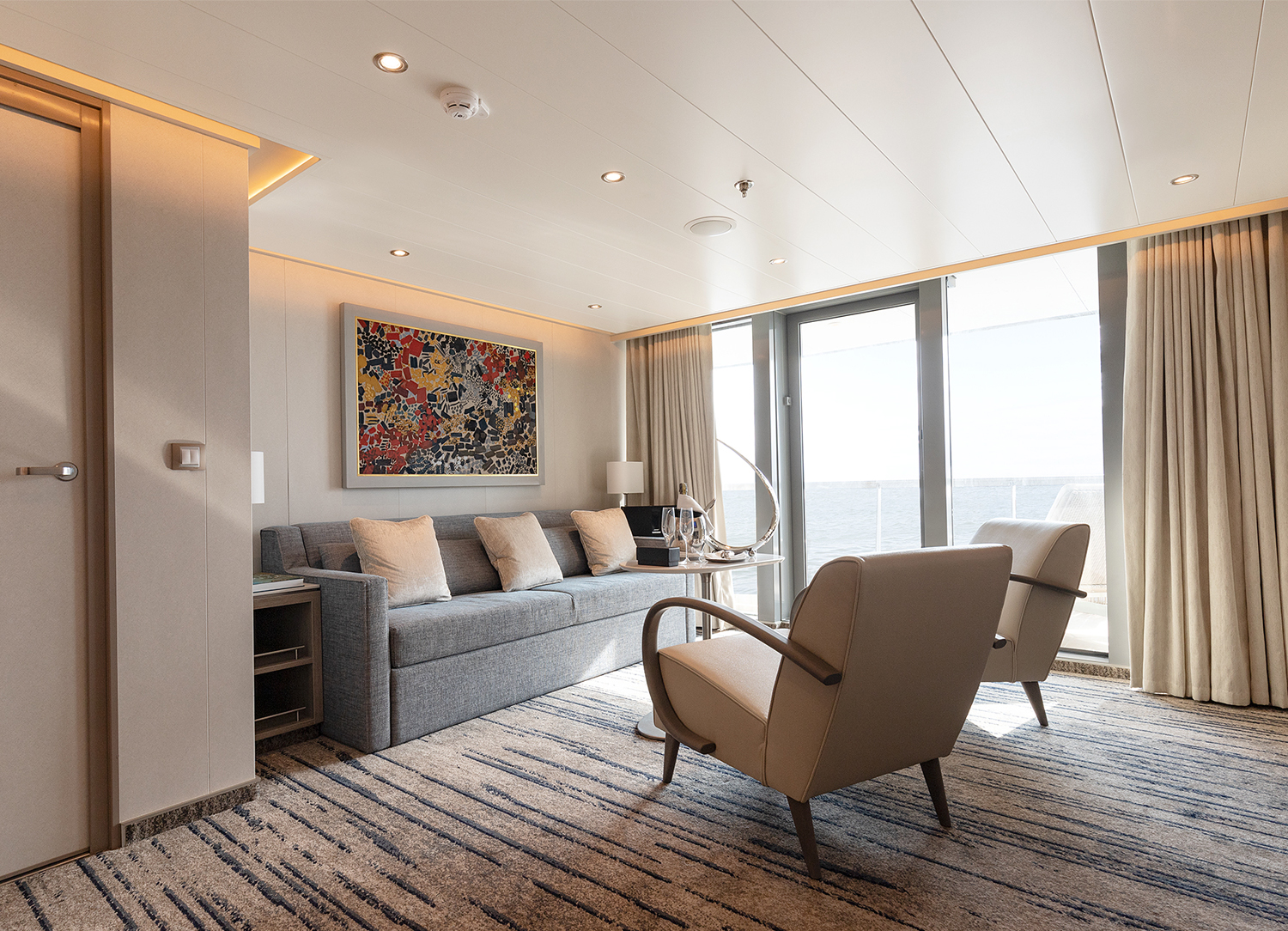 Royal Suite aboard <em>Silver Origin</em>