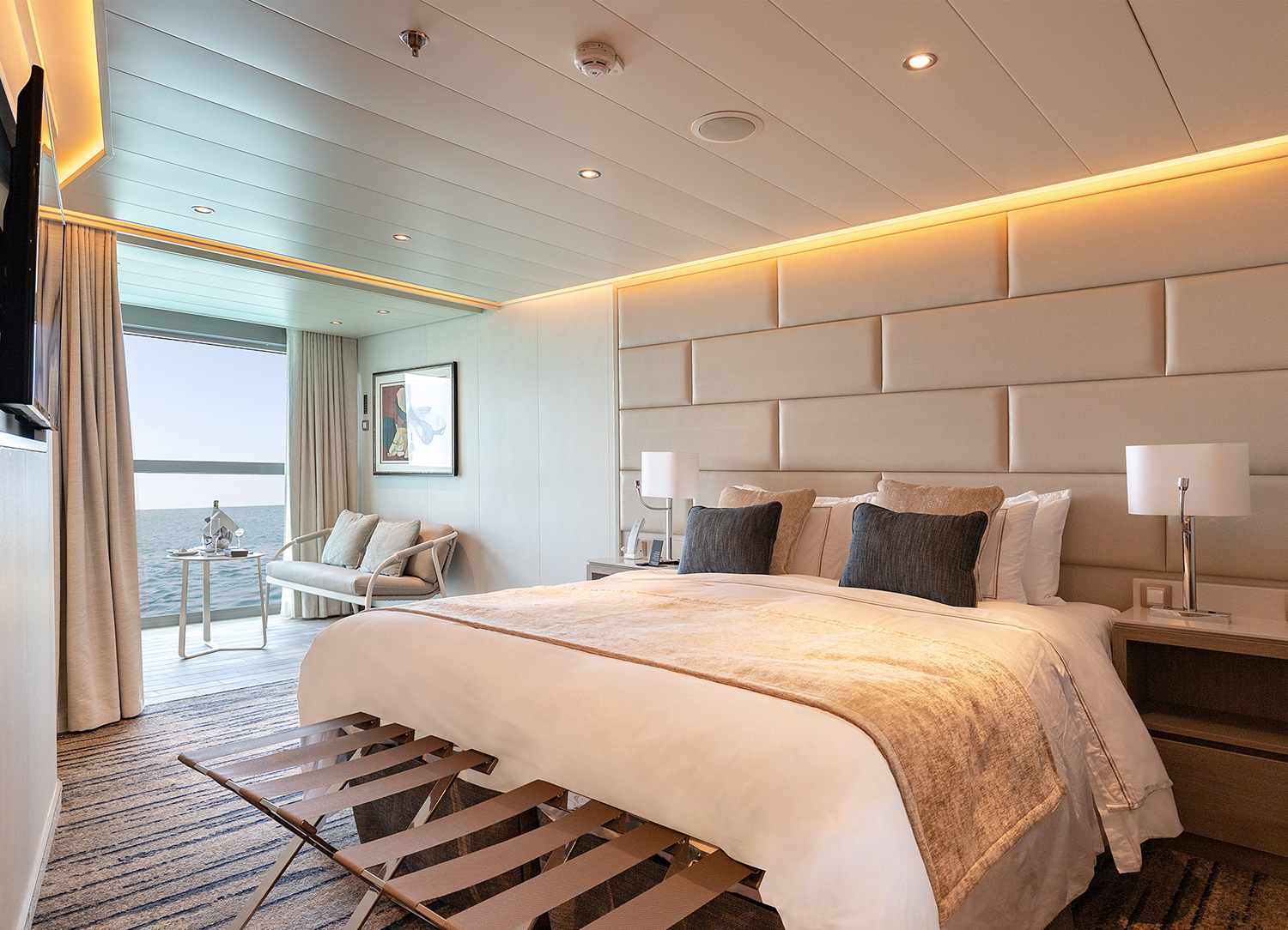 Deluxe Veranda Suite aboard <em>Silver Origin</em>