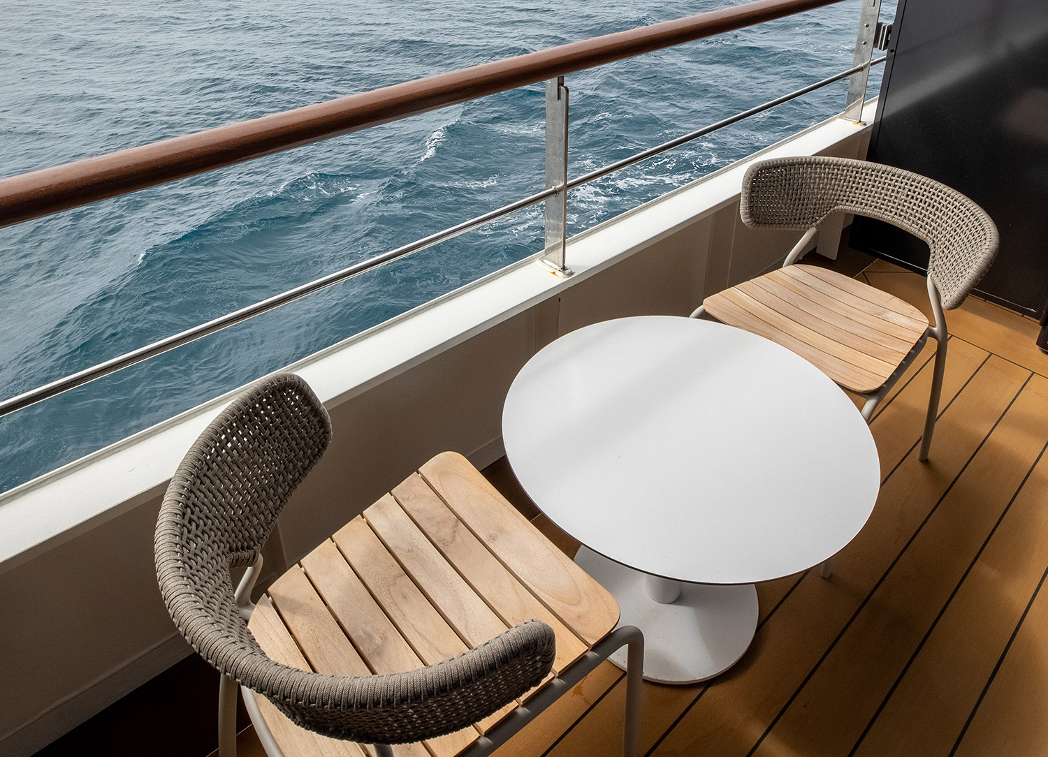 Horizon Stateroom - Balcony