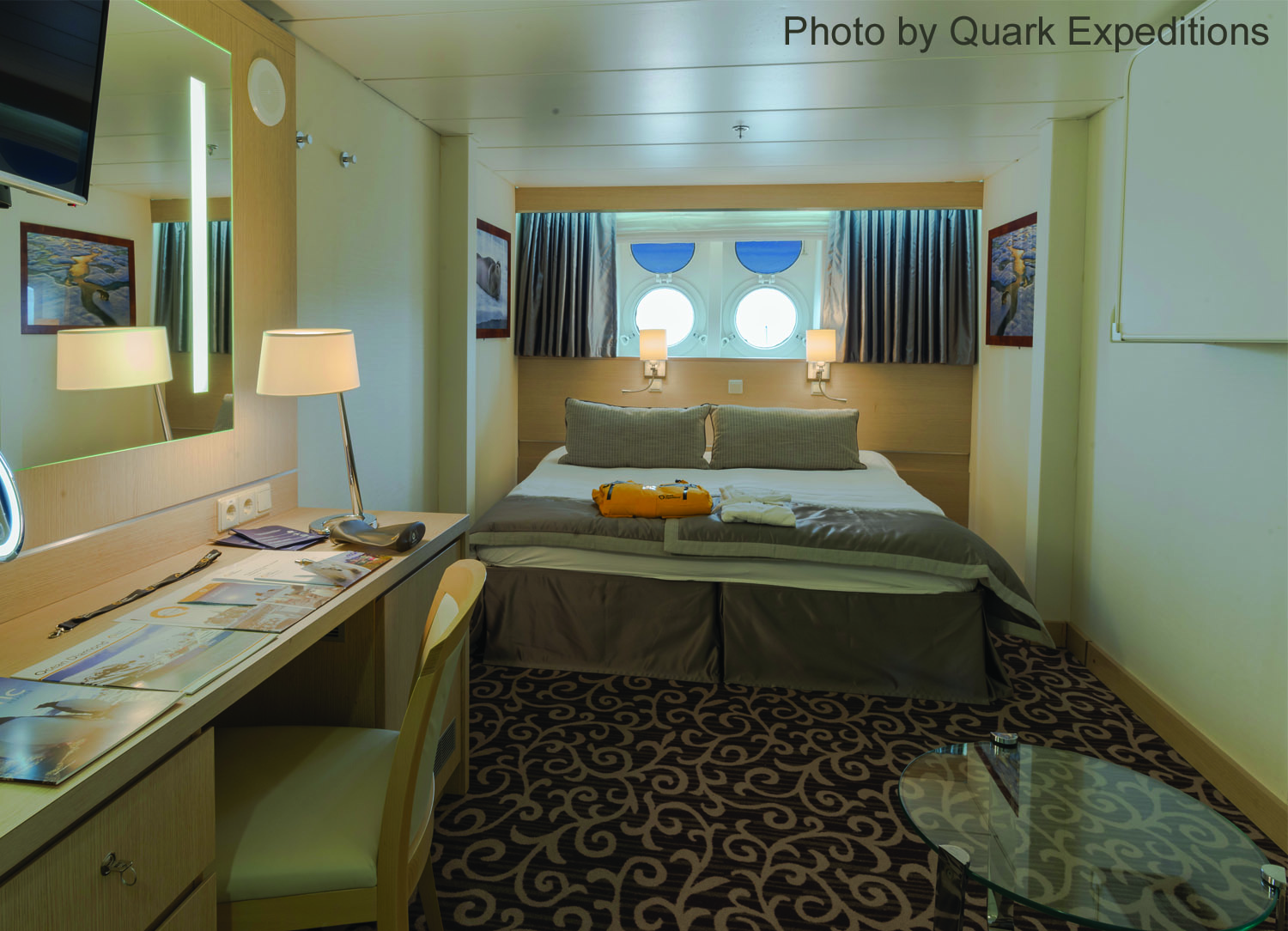 Single Porthole Stateroom stateroom on Ocean Diamond