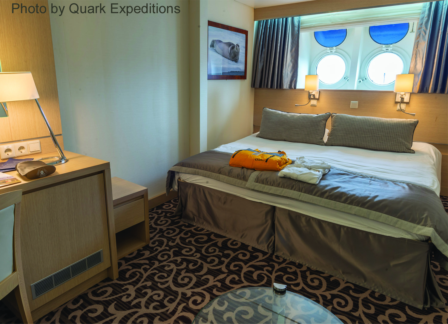 Single Porthole Stateroom stateroom on Ocean Diamond