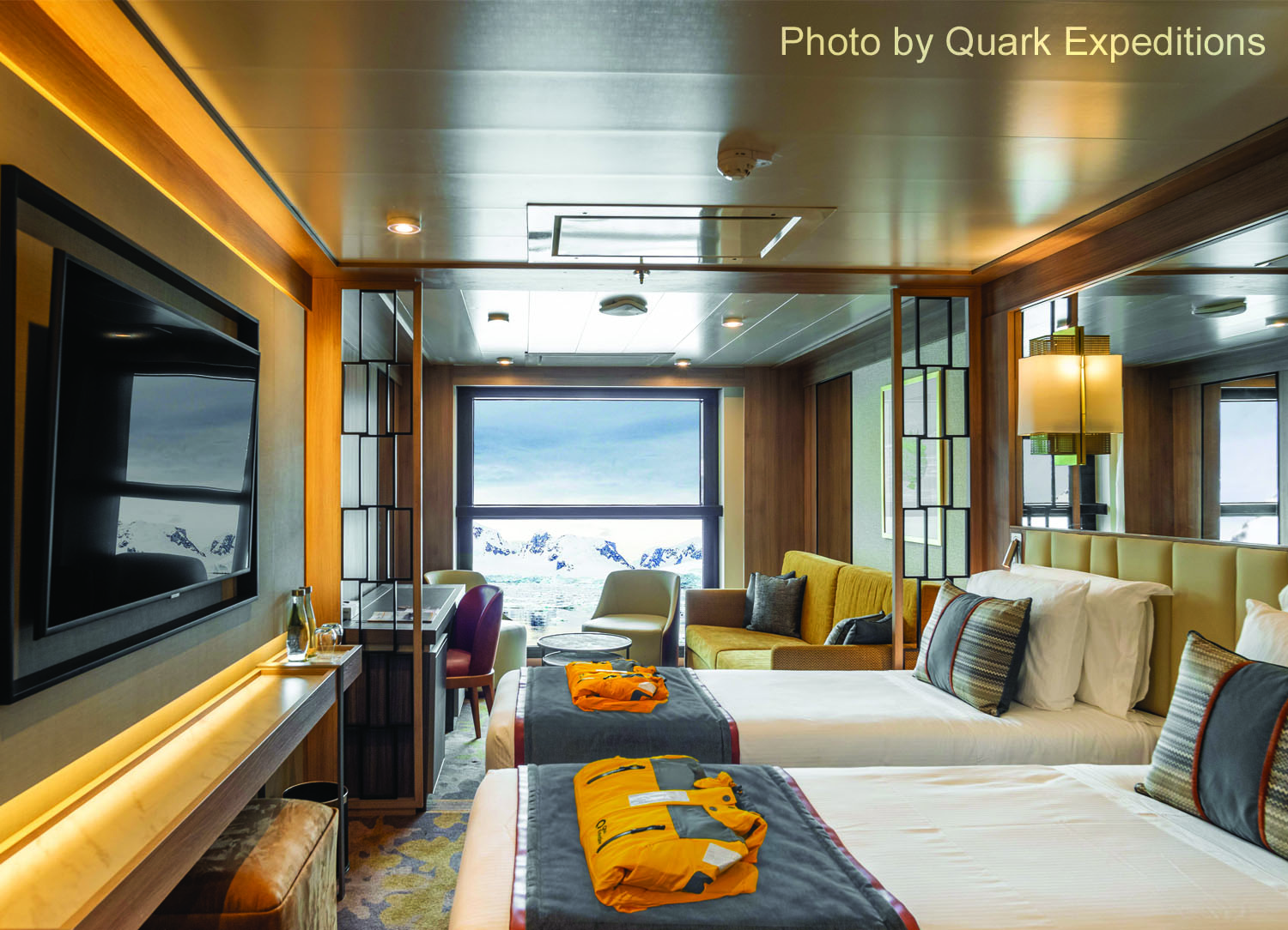 Infinity Suite stateroom on World Explorer