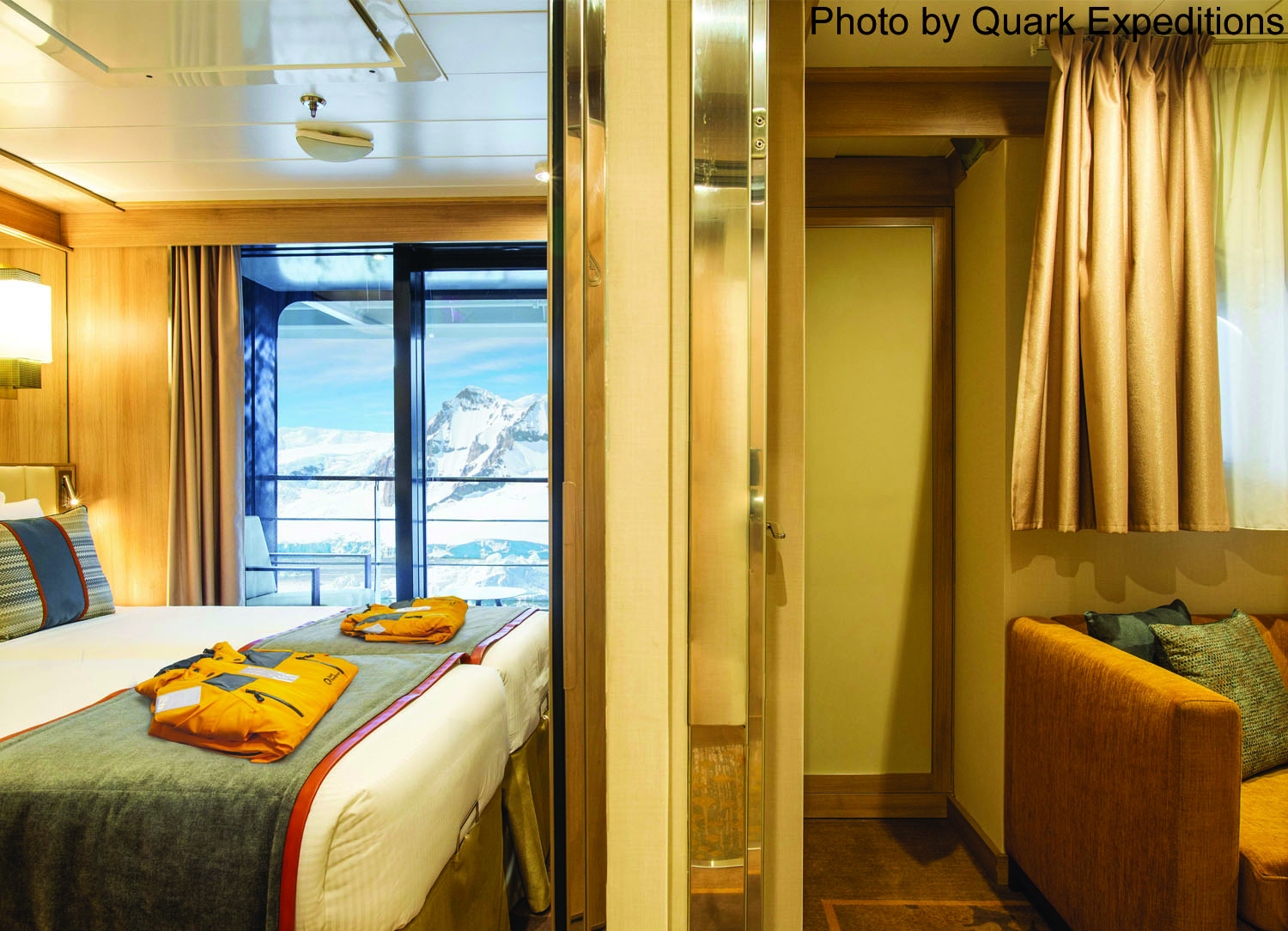 Triple Suite stateroom on World Explorer