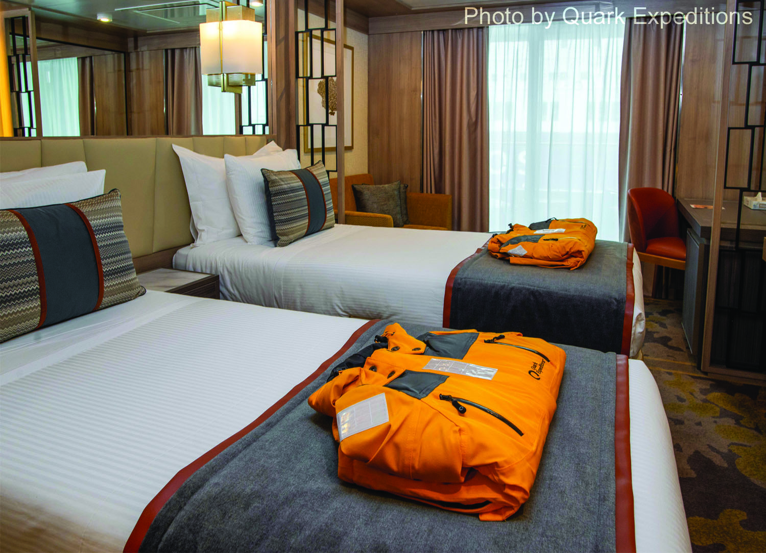 Veranda Suite stateroom on World Explorer