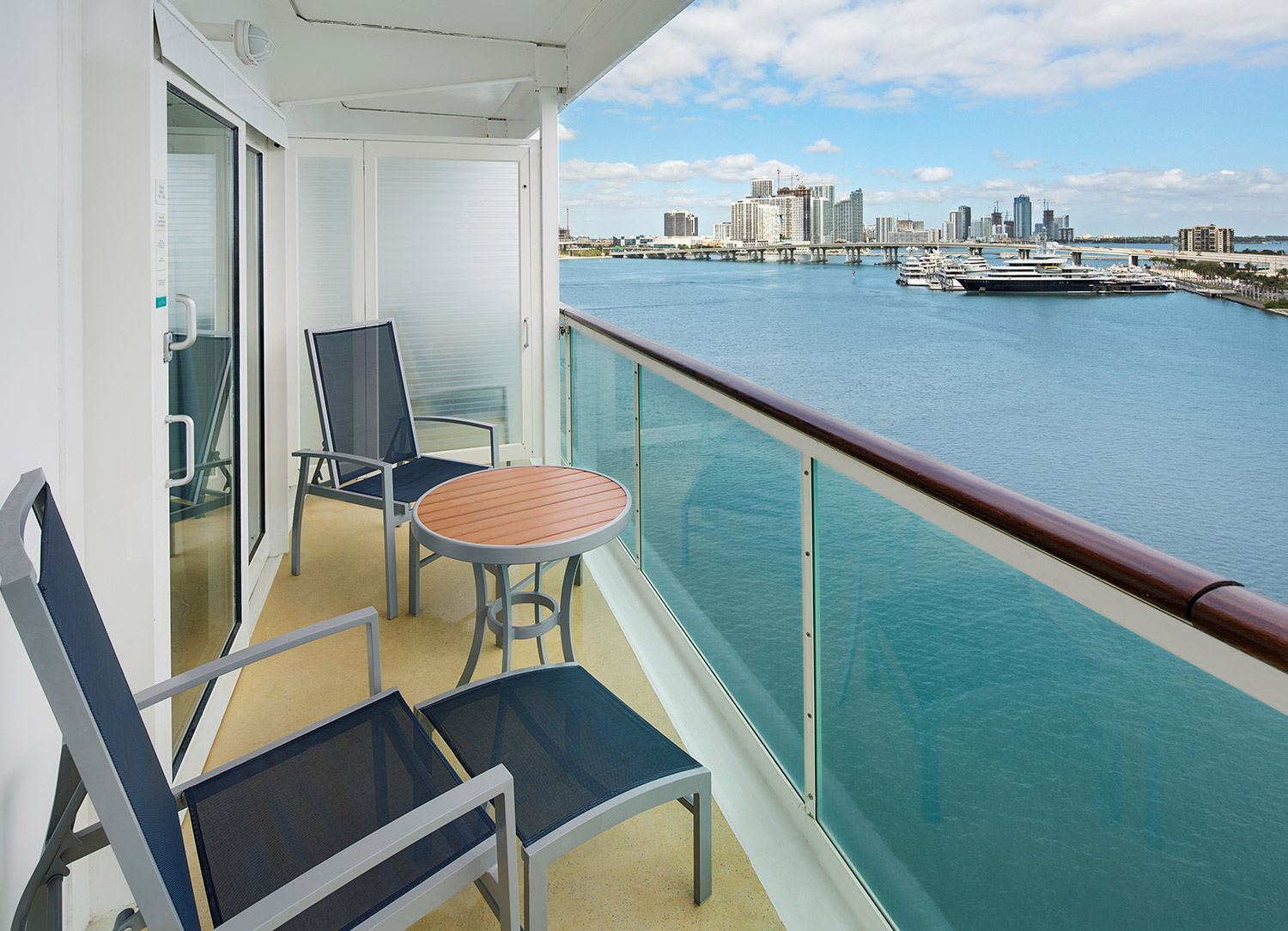 Junior Suite - Balcony