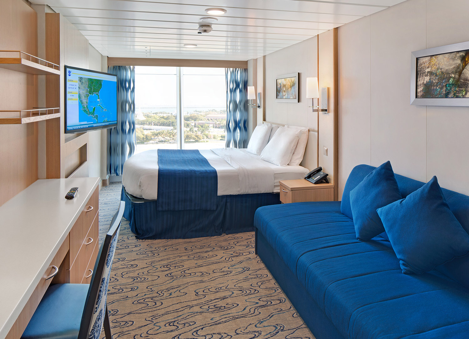 Spacious Panoramic Ocean View - Bedroom