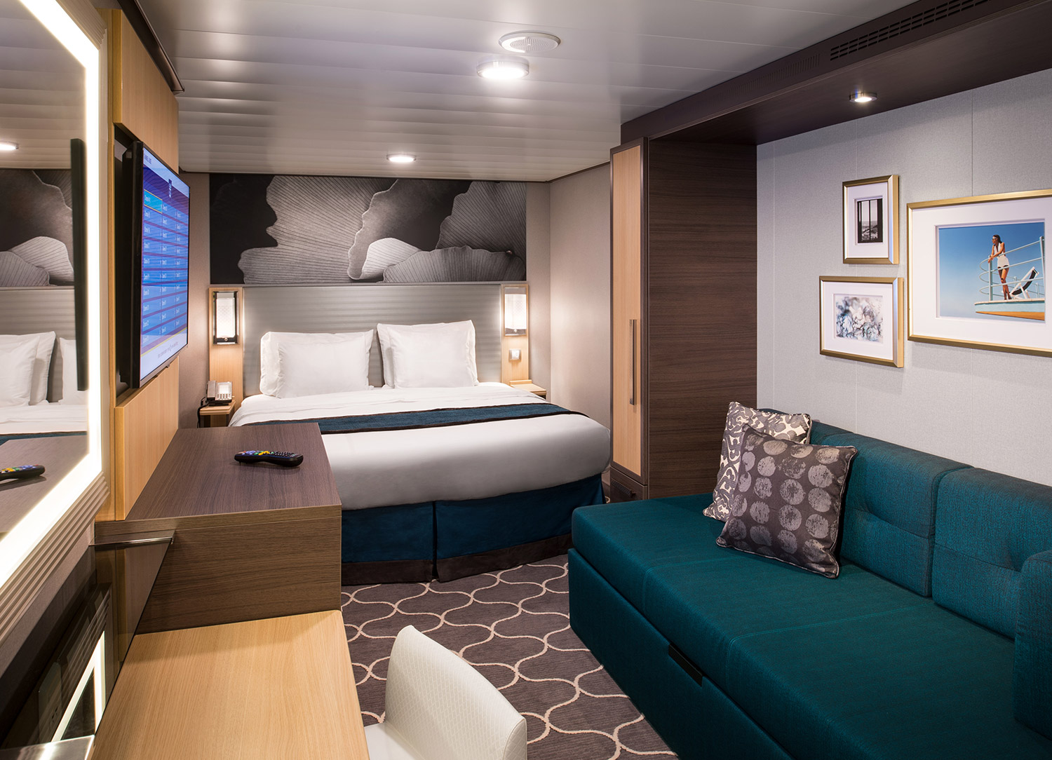 Spacious Interior - Bedroom