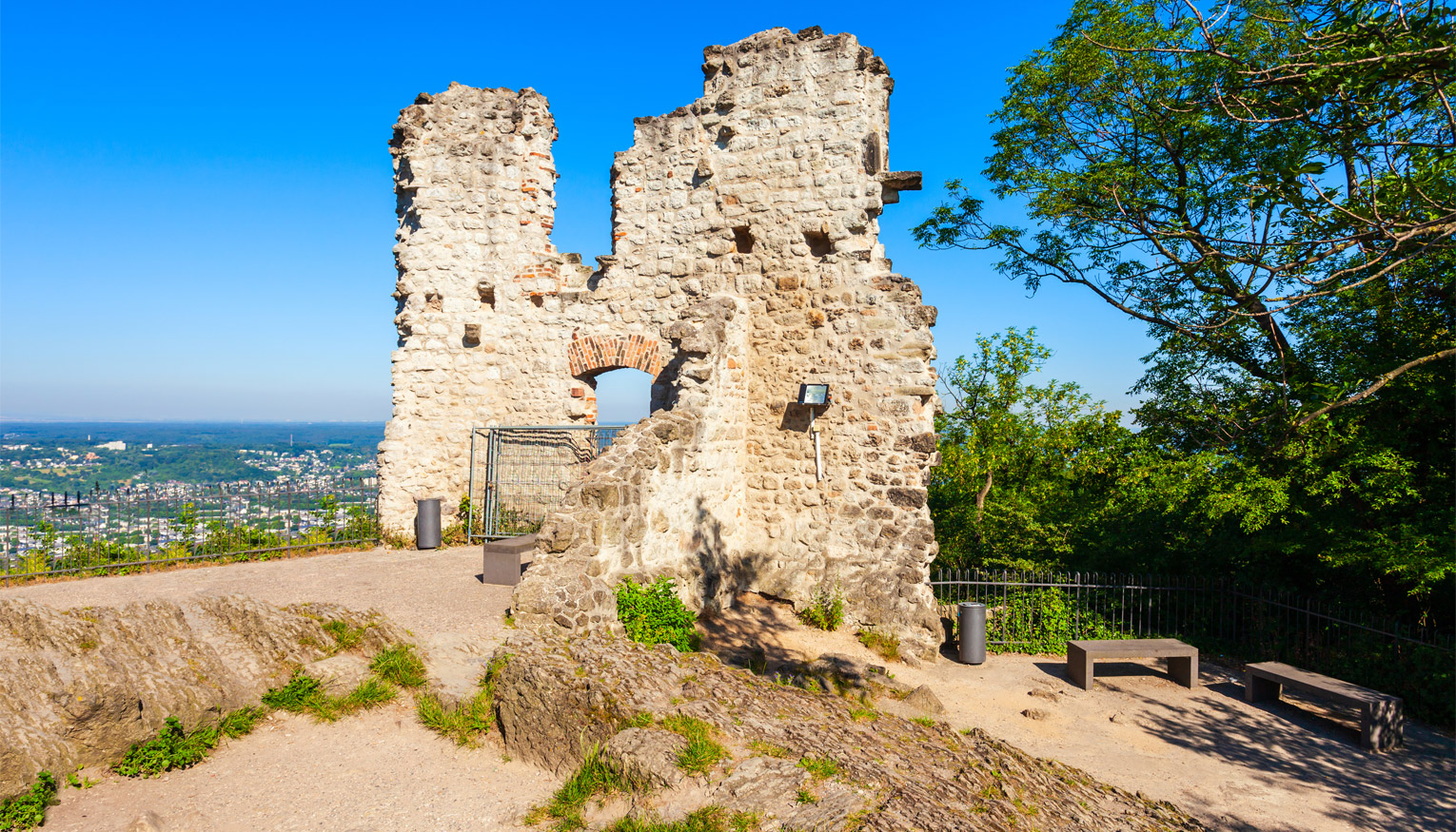 Rhine River Vacations Slides