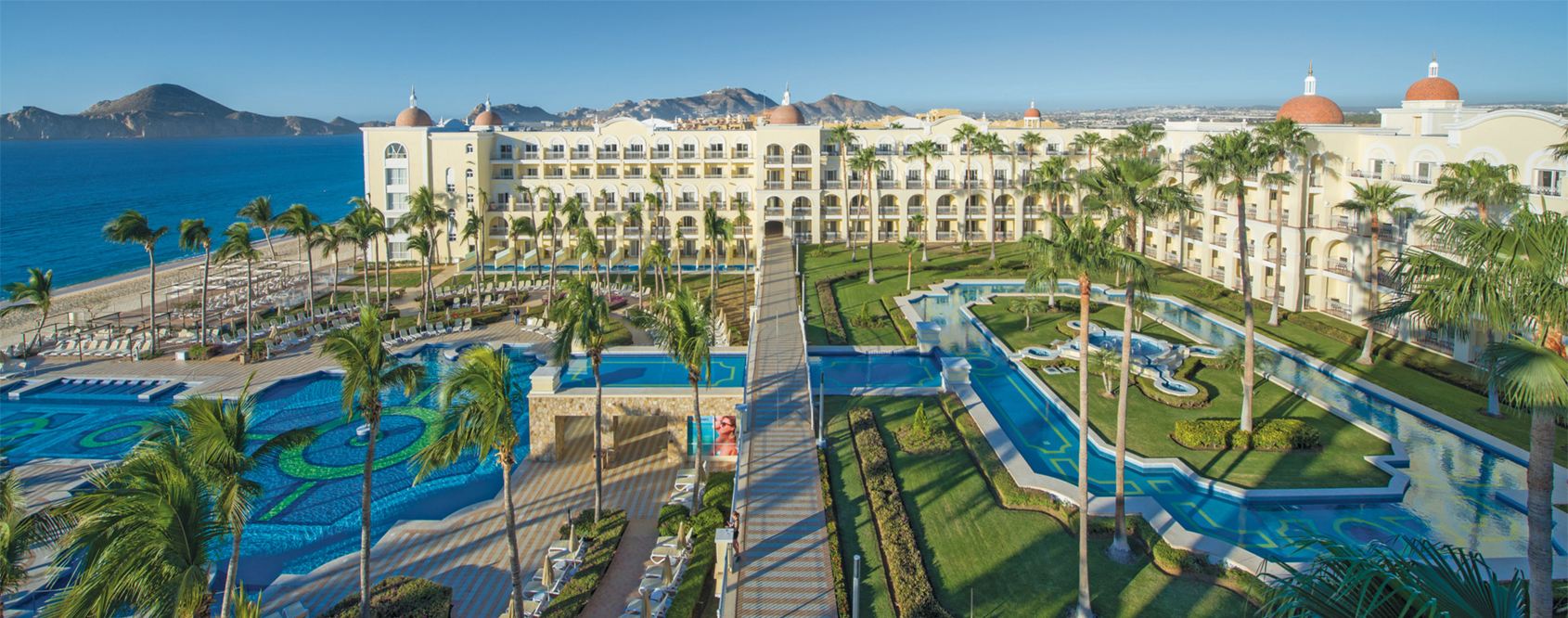 RIU Hotels & Resorts Main Image