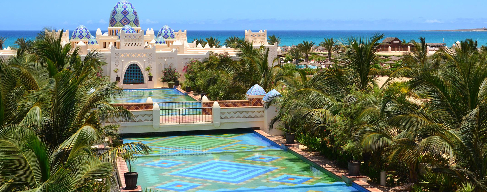 RIU Hotels & Resorts Main Image