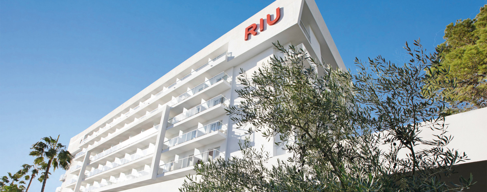 RIU Hotels & Resorts Main Image